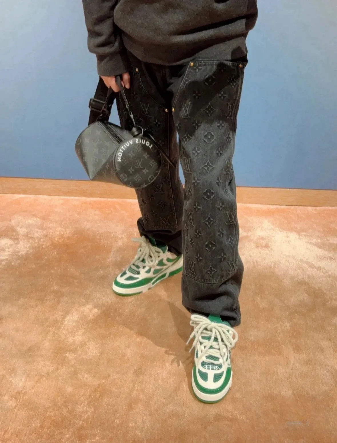 Louis Vuitton/Louis Vuitton presbyopic embossed jeans